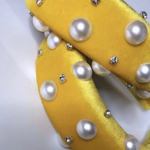 “Pineapple Headband”